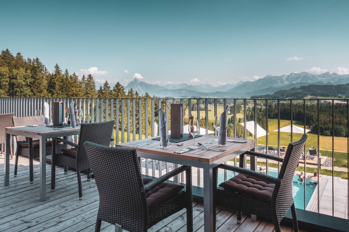 Terrasse mit Bergblick